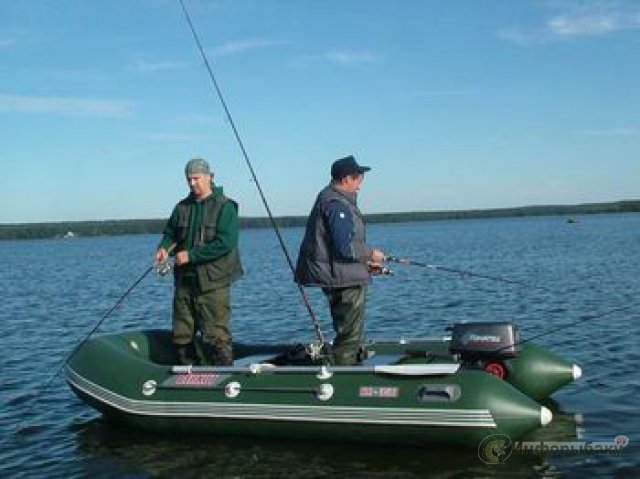Выбор лодки для рыбалки со спиннингом
